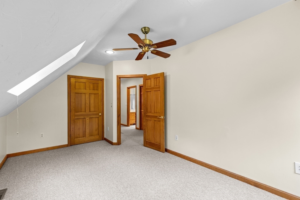 270 Rocky Pond Rd Property Photo 24