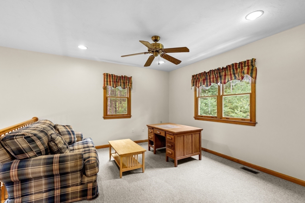 270 Rocky Pond Rd Property Photo 25