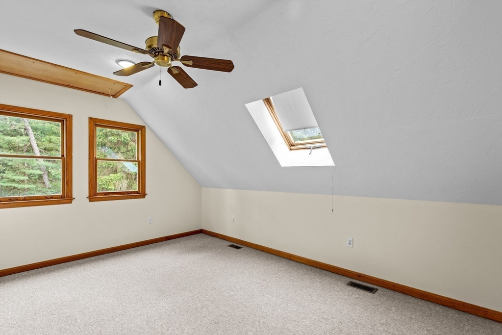 270 Rocky Pond Rd Property Photo 26