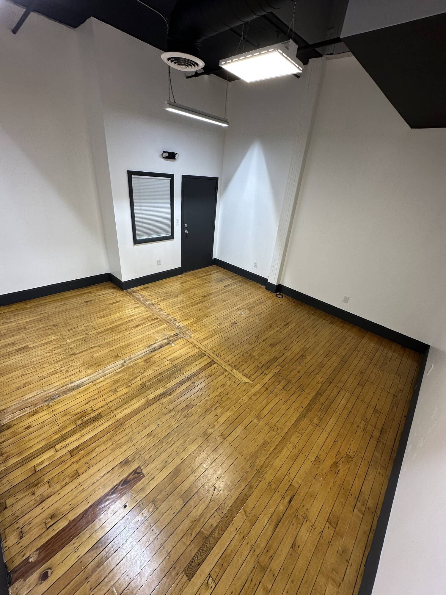67 Maplewood # 201b Property Photo 1