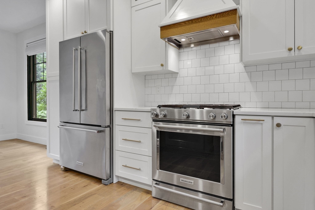 1322 Center St Property Photo 11