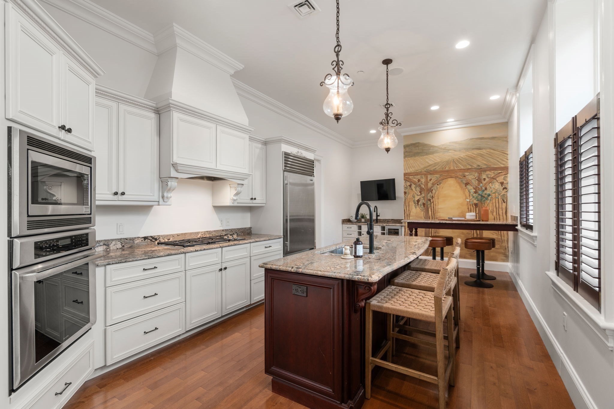 120 Seaver St # E201 Property Photo 4