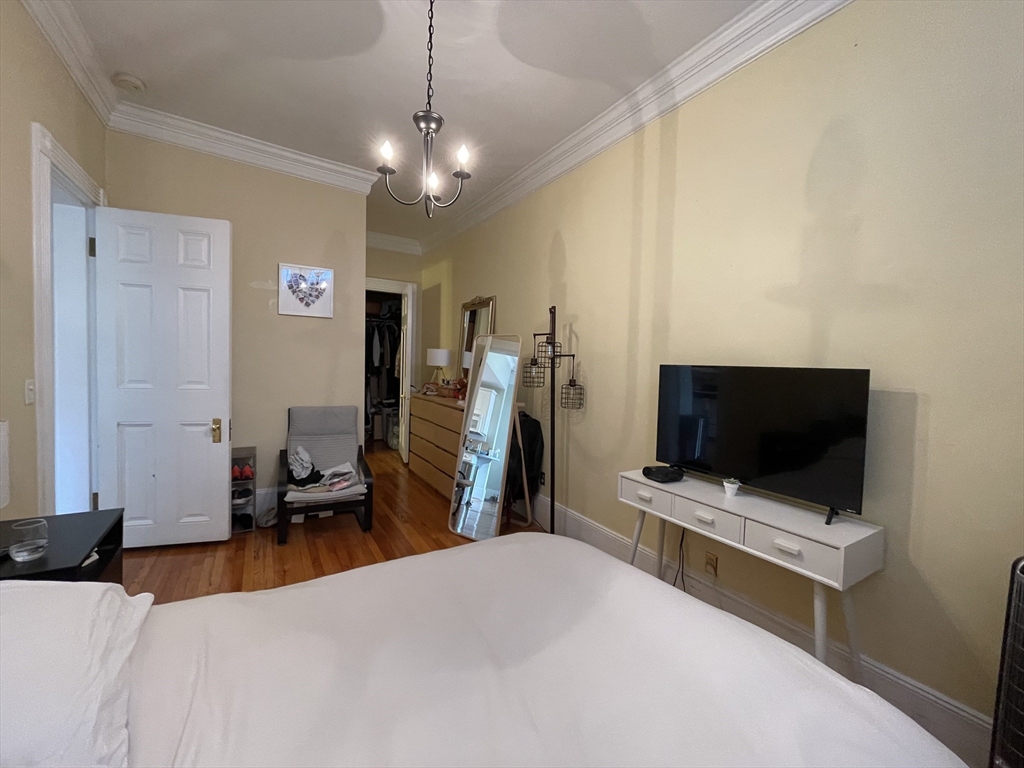 271 Dartmouth # 5h Property Photo 5
