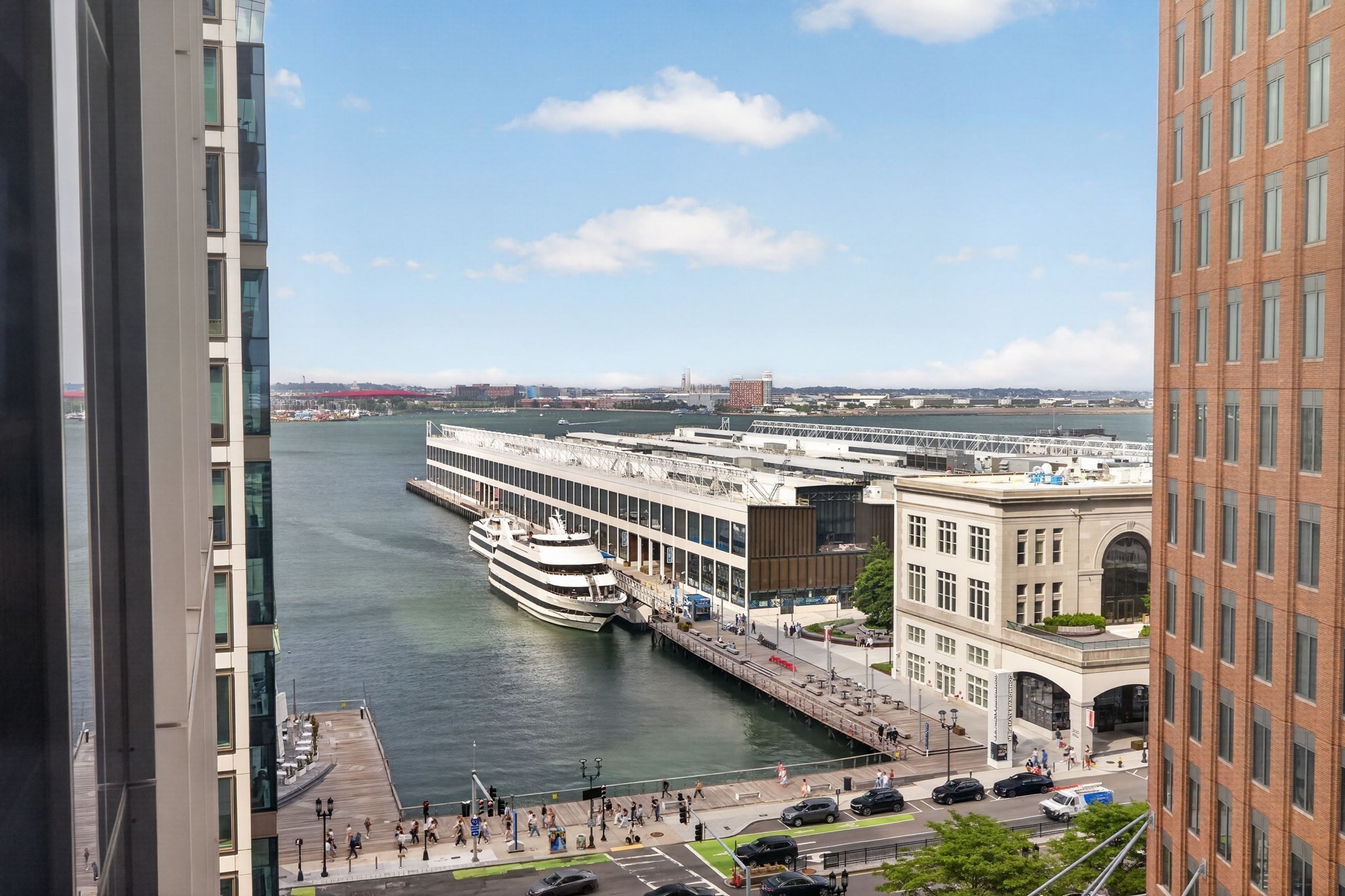135 Seaport Blvd # 1106