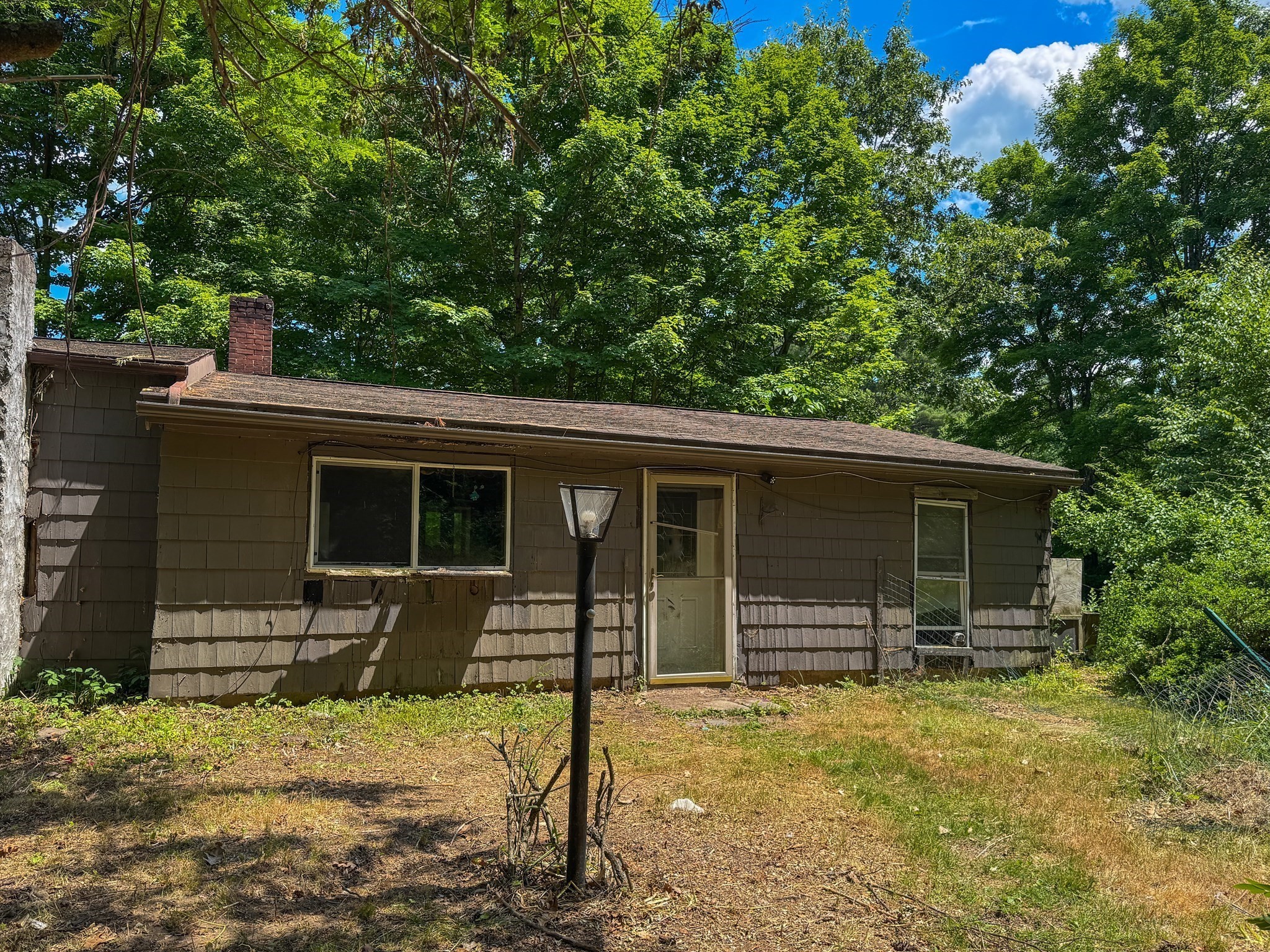 332 Batchelor St Property Photo 2