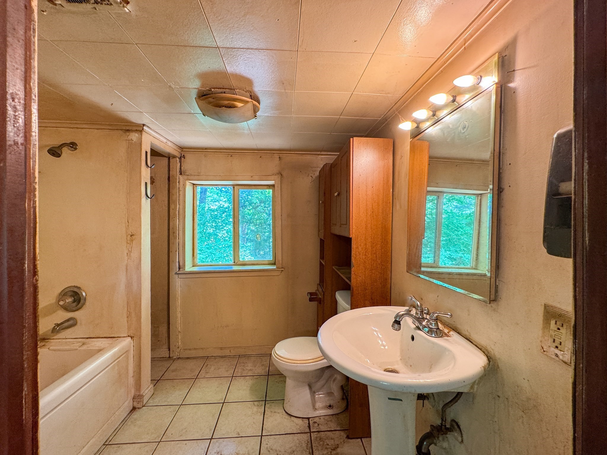 332 Batchelor St Property Photo 21