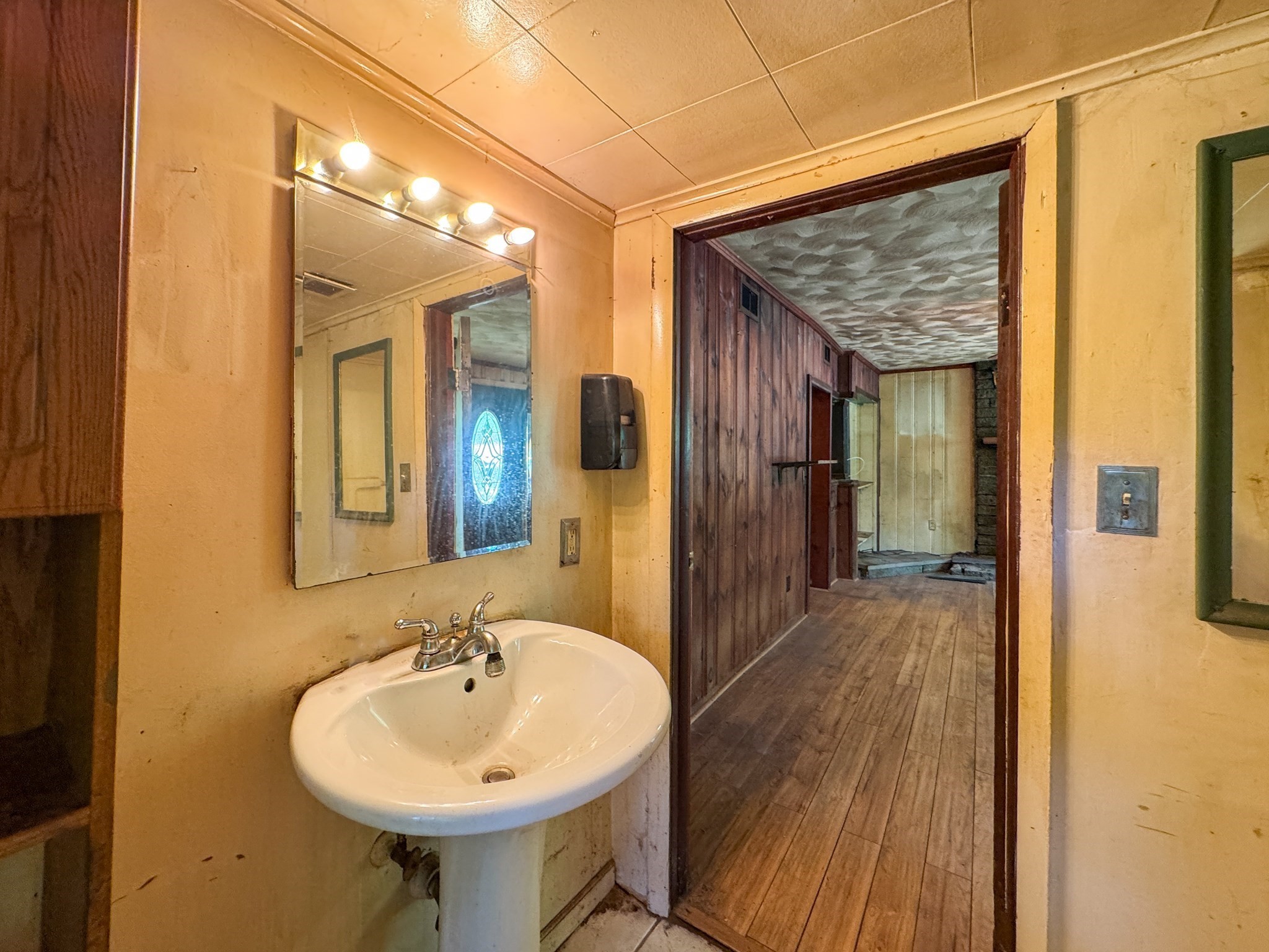 332 Batchelor St Property Photo 23