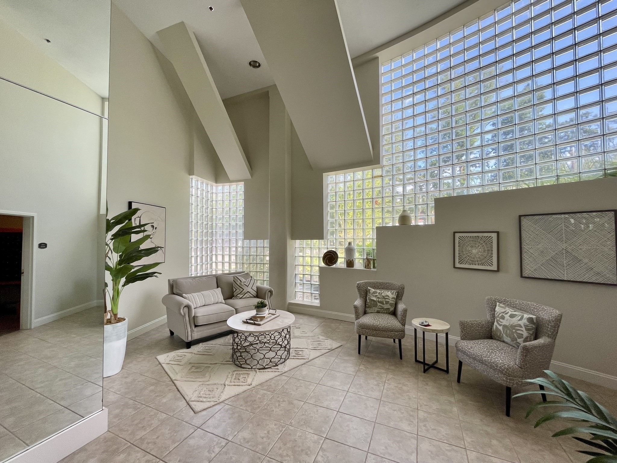 1 Loring Ave # 207 Property Photo 3