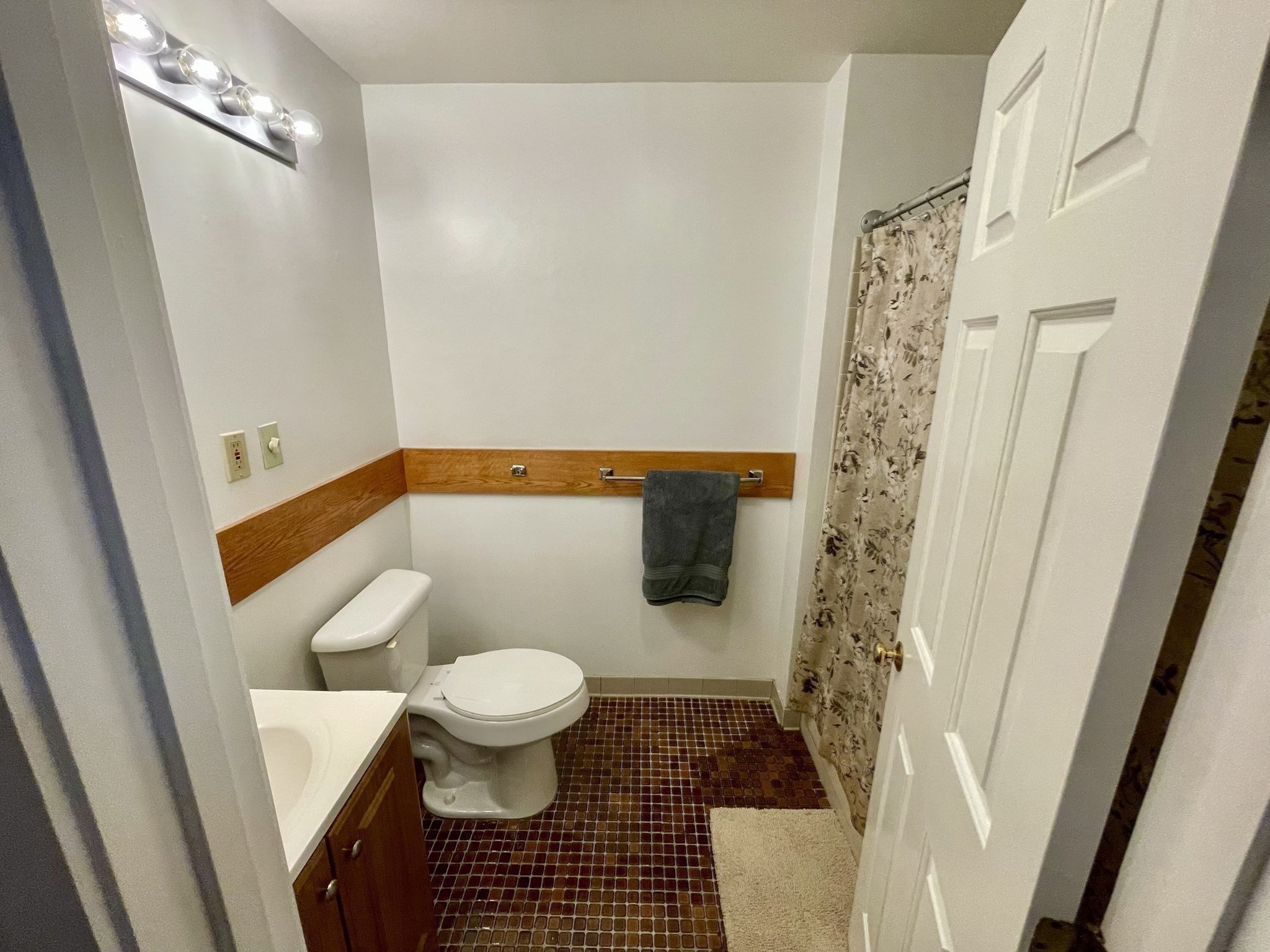 1 Loring Ave # 207 Property Photo 16
