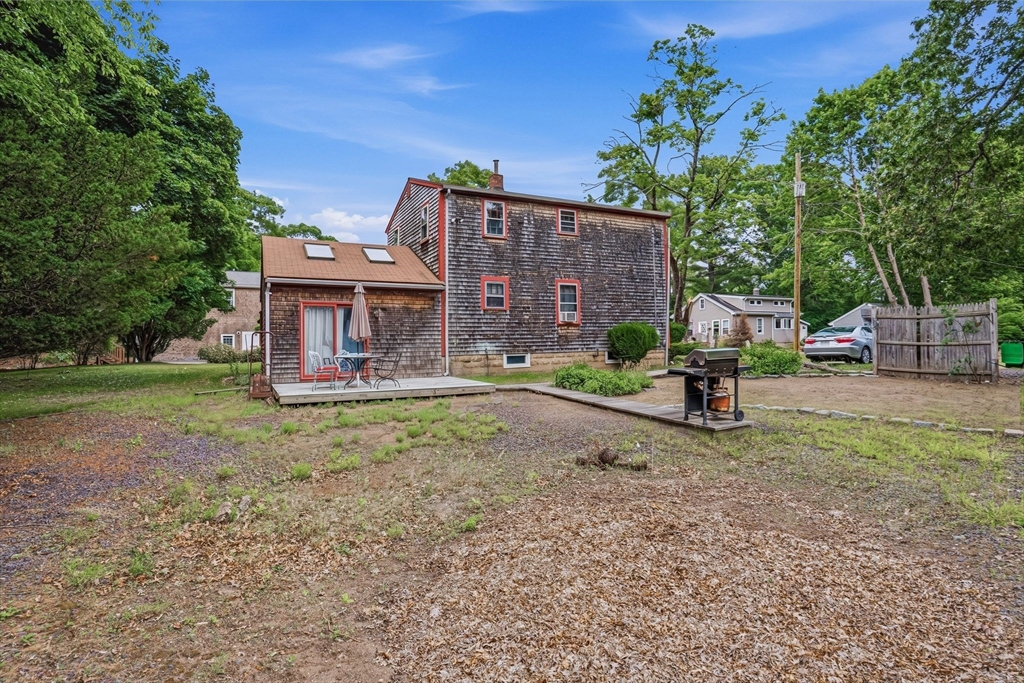 20 Baker St Property Photo 39