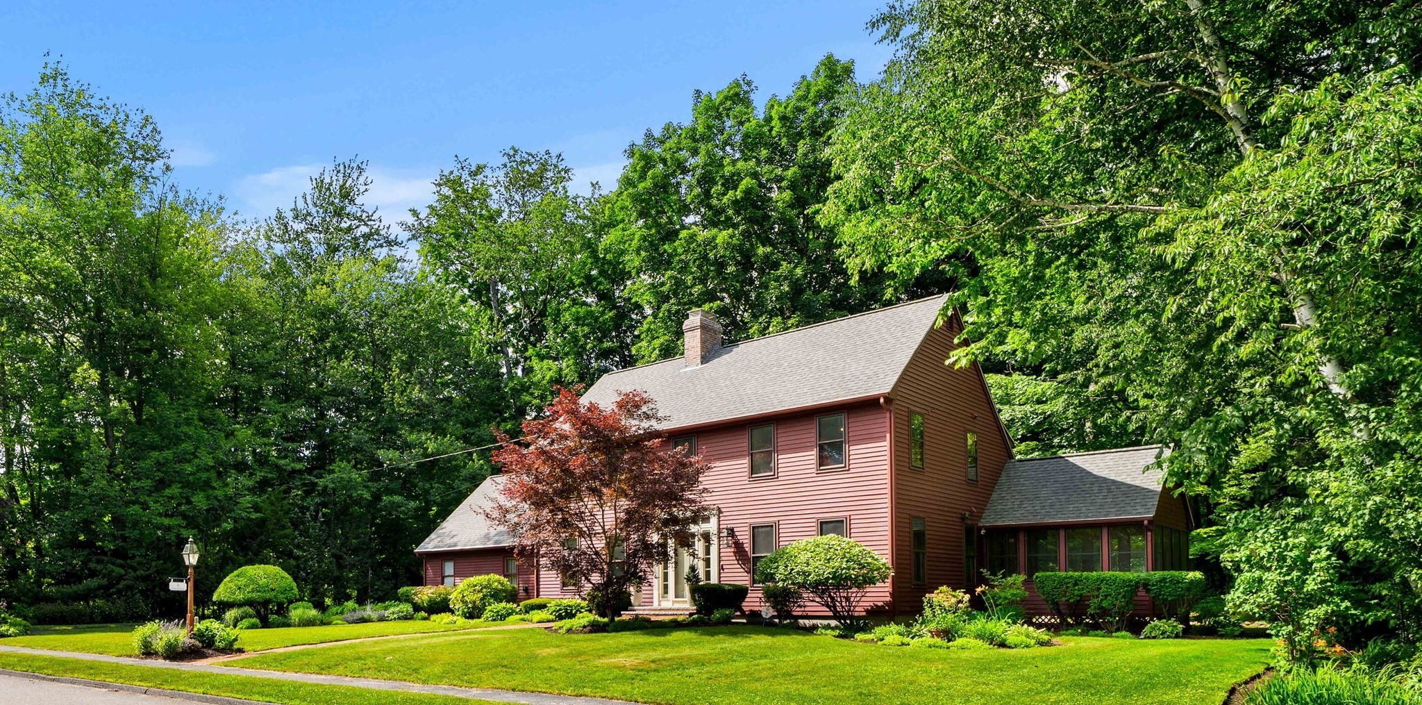 6 Lexington Cir Property Photo 1