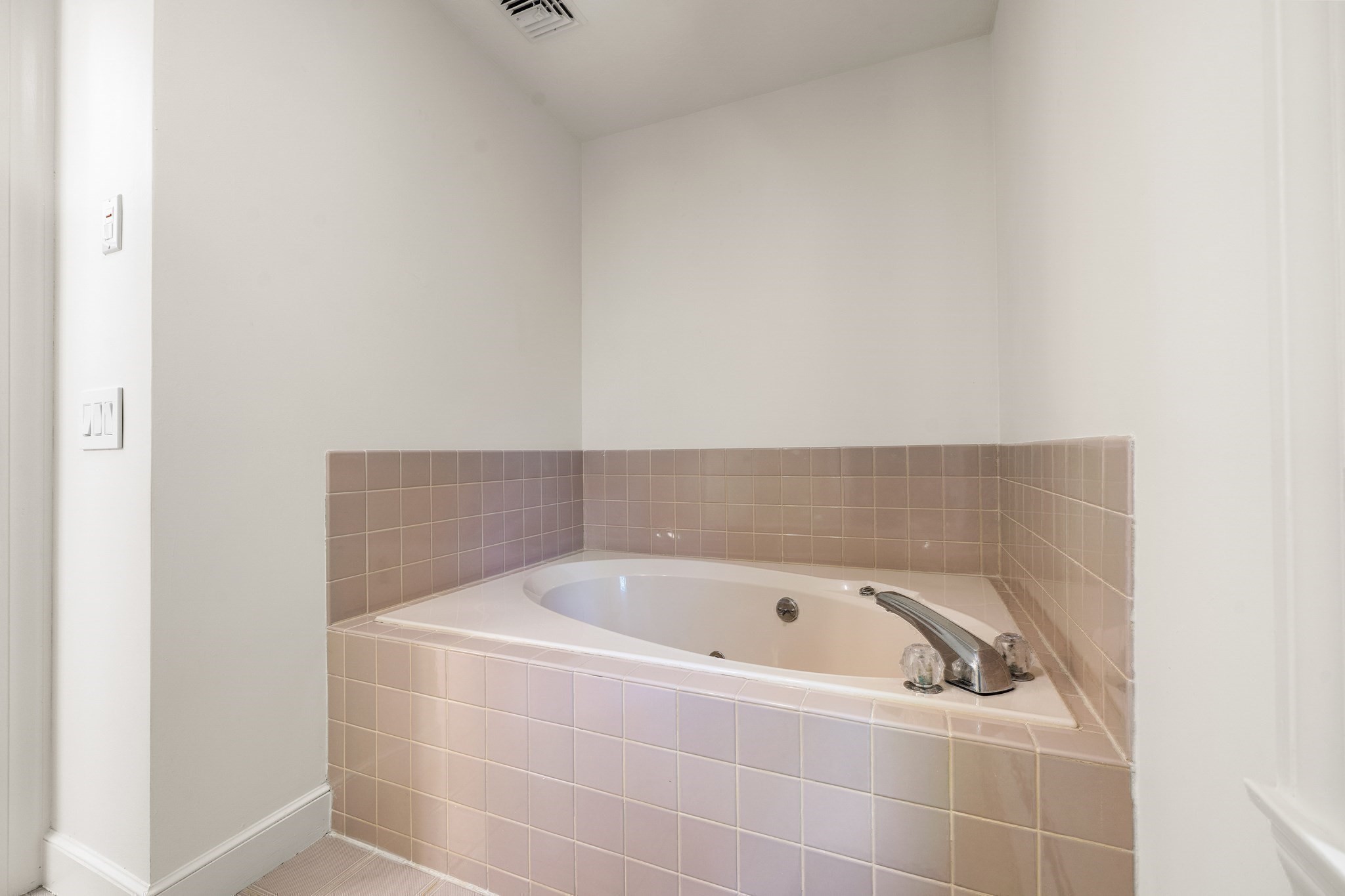 6 Lexington Cir Property Photo 30