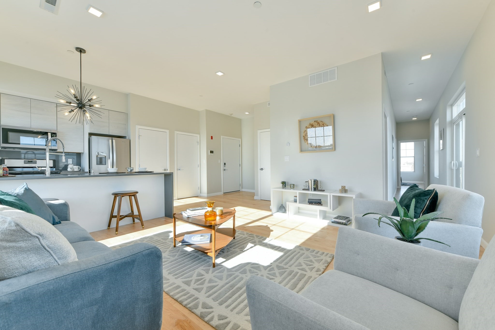 87 Parker St # 403 Property Photo 6