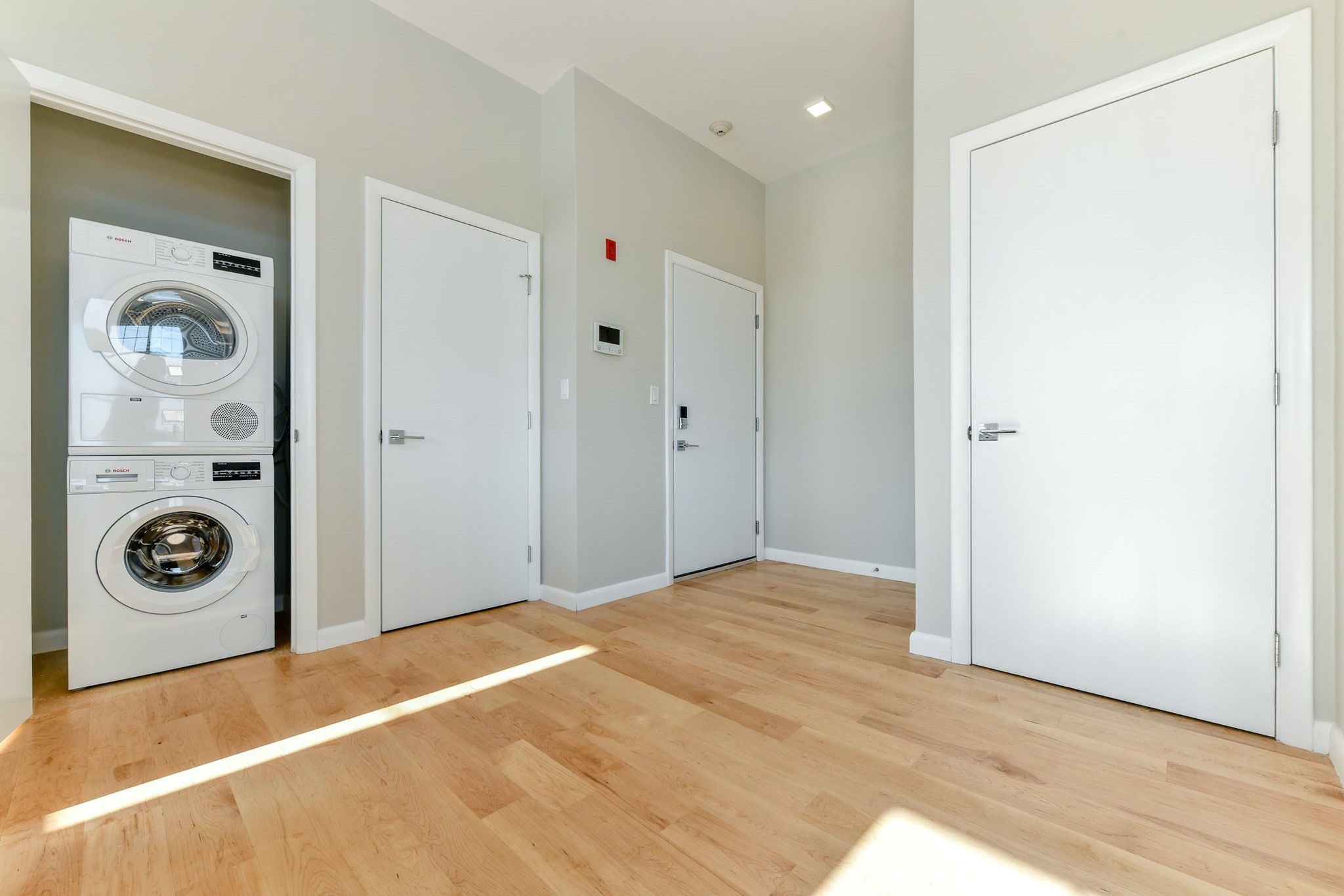 87 Parker St # 403 Property Photo 8
