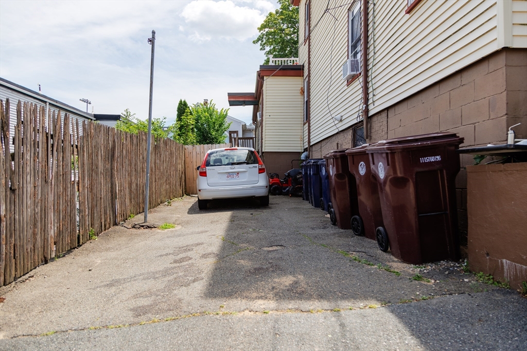 6 Hillside Ave Property Photo 3