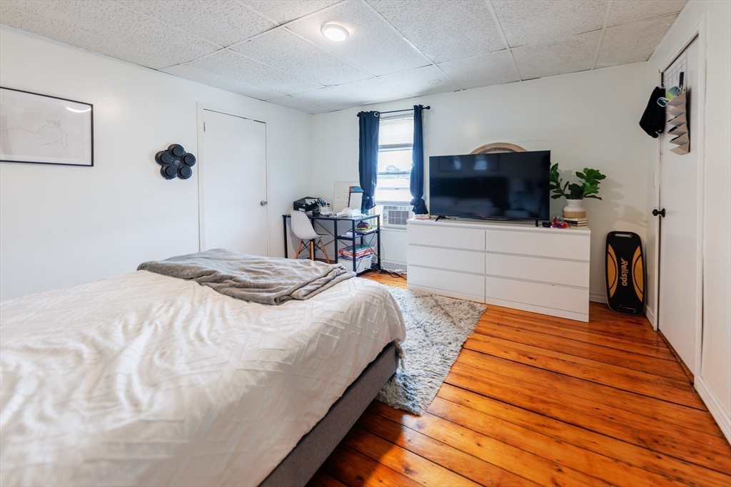 6 Hillside Ave Property Photo 13