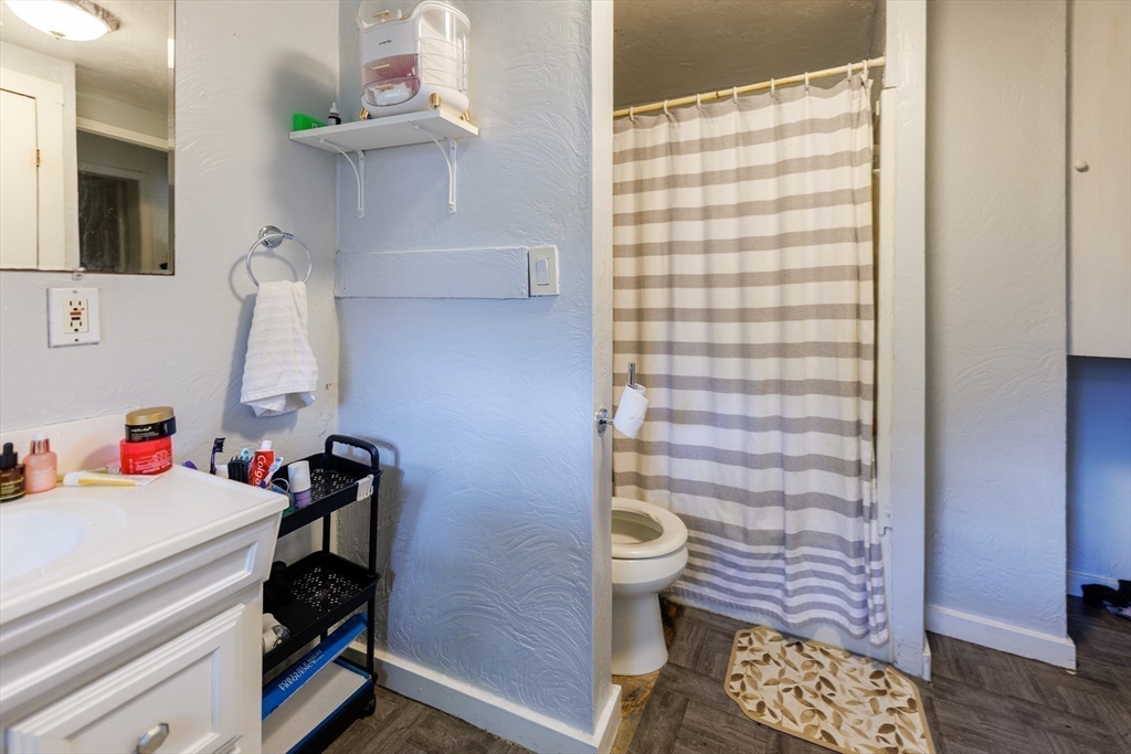 6 Hillside Ave Property Photo 15