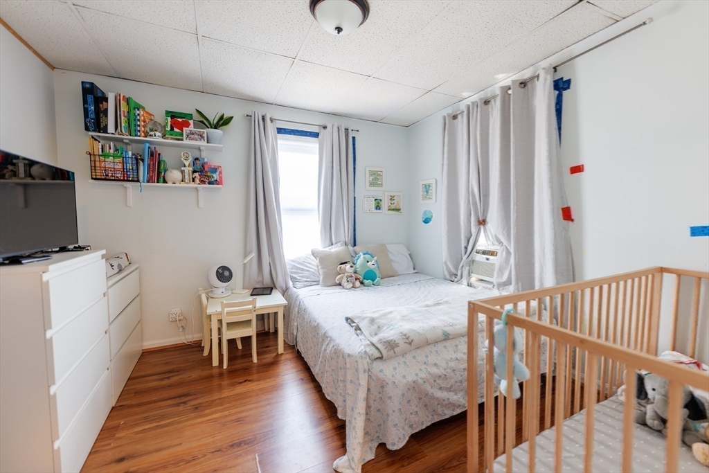 6 Hillside Ave Property Photo 23