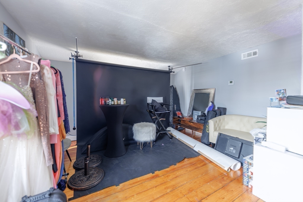 6 Hillside Ave Property Photo 30