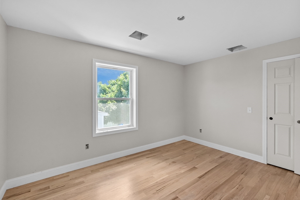 37 Murray St Property Photo 11