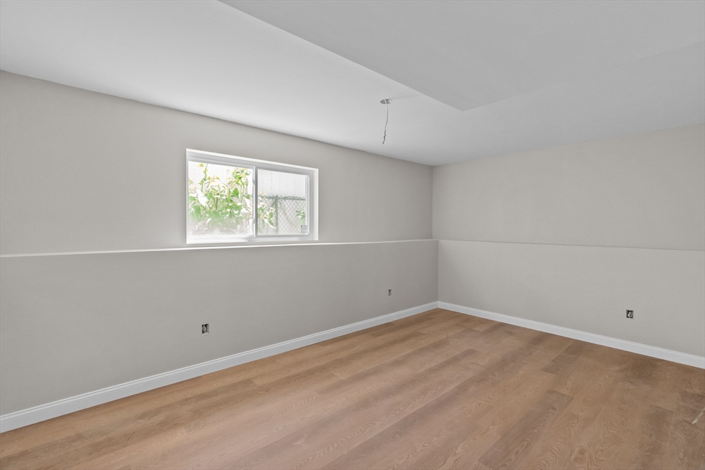 37 Murray St Property Photo 32