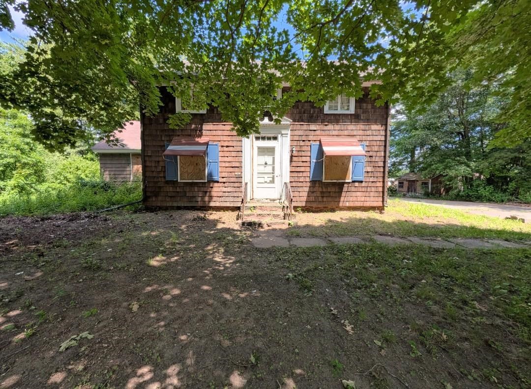 46 Turners Falls Road Property Photo 2