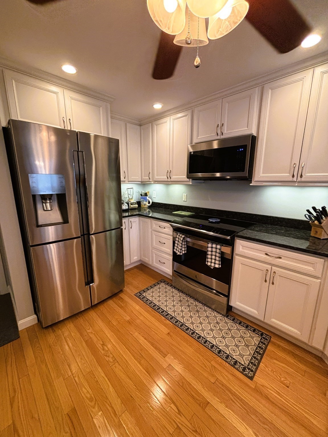 18 Bonwood Dr. # 402 Property Photo 11