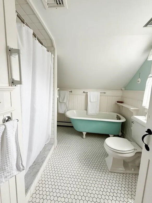 4 York Property Photo 15