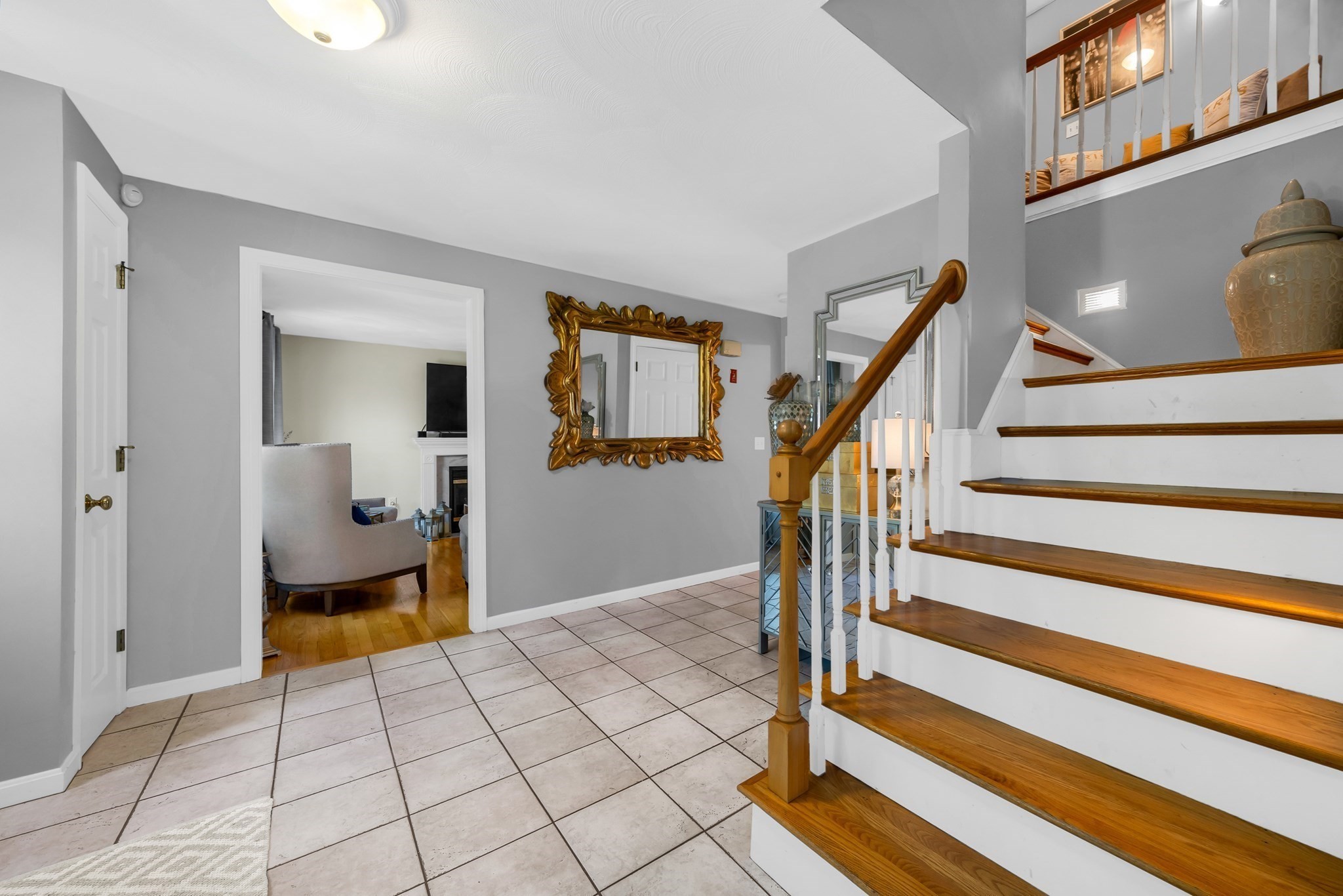 257 Howe St Property Photo 9