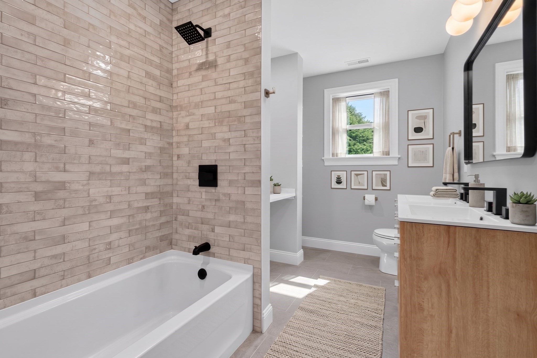 27 Rollins # A Property Photo 10