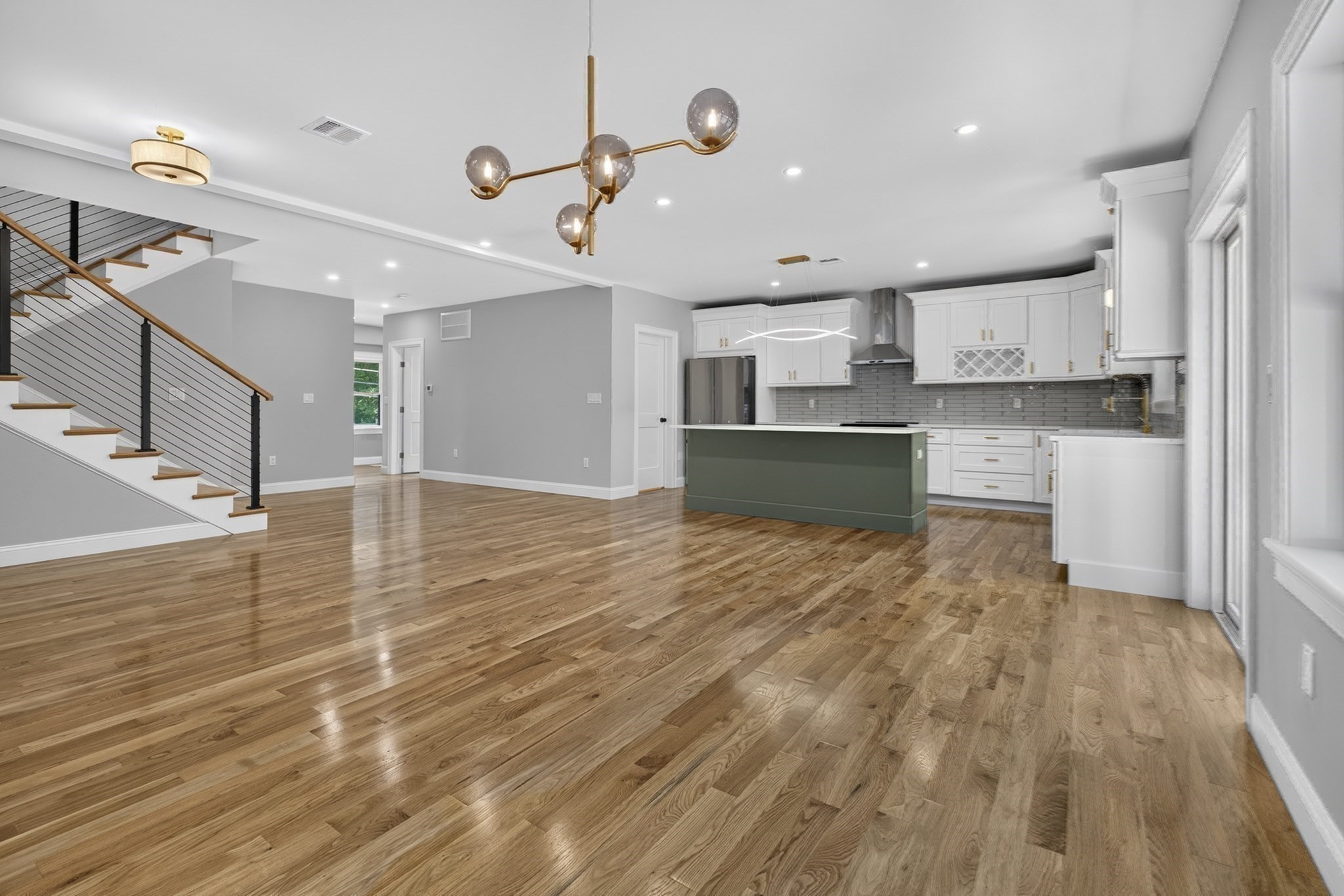 27 Rollins # A Property Photo 21