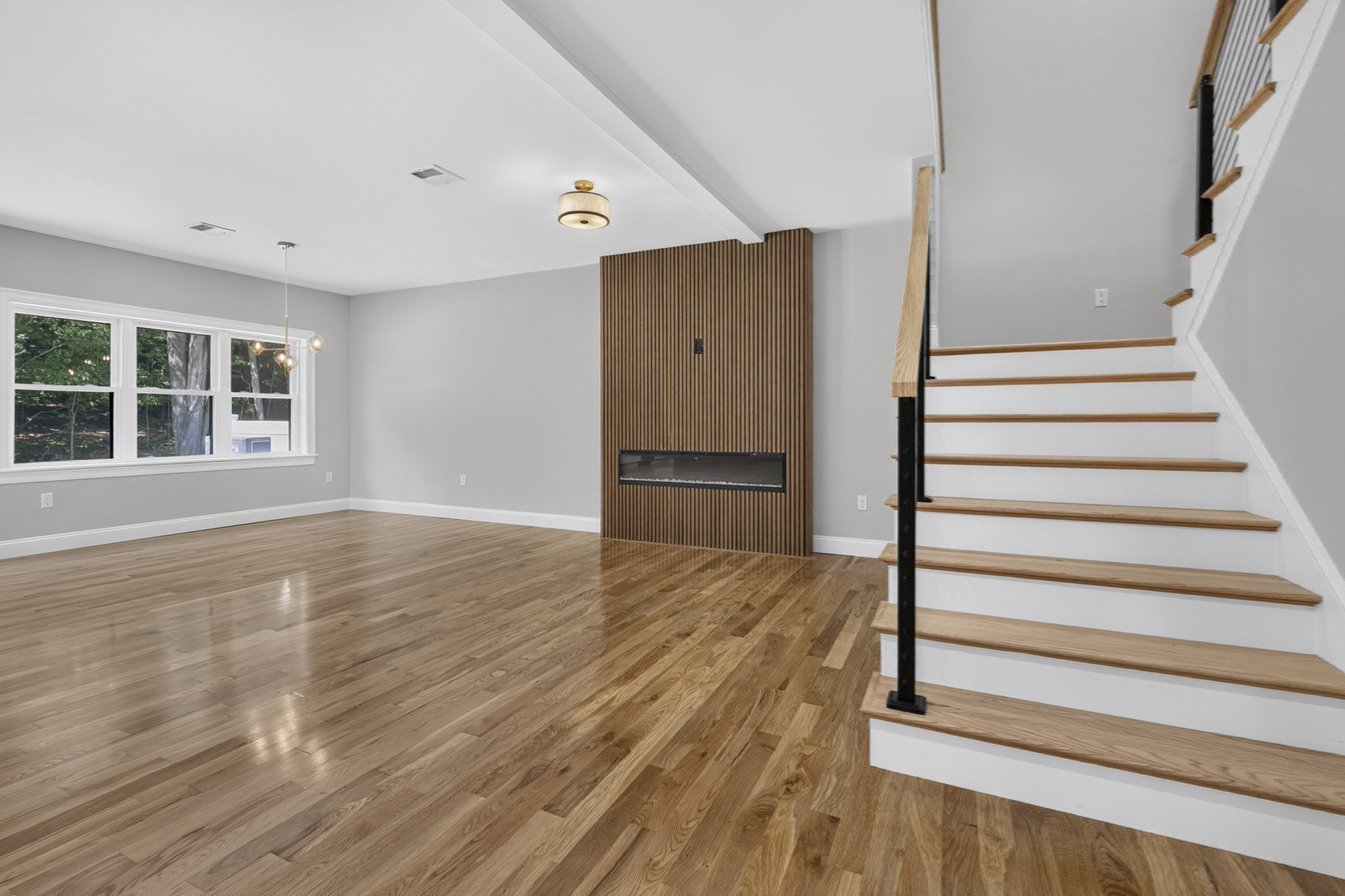 27 Rollins # A Property Photo 22