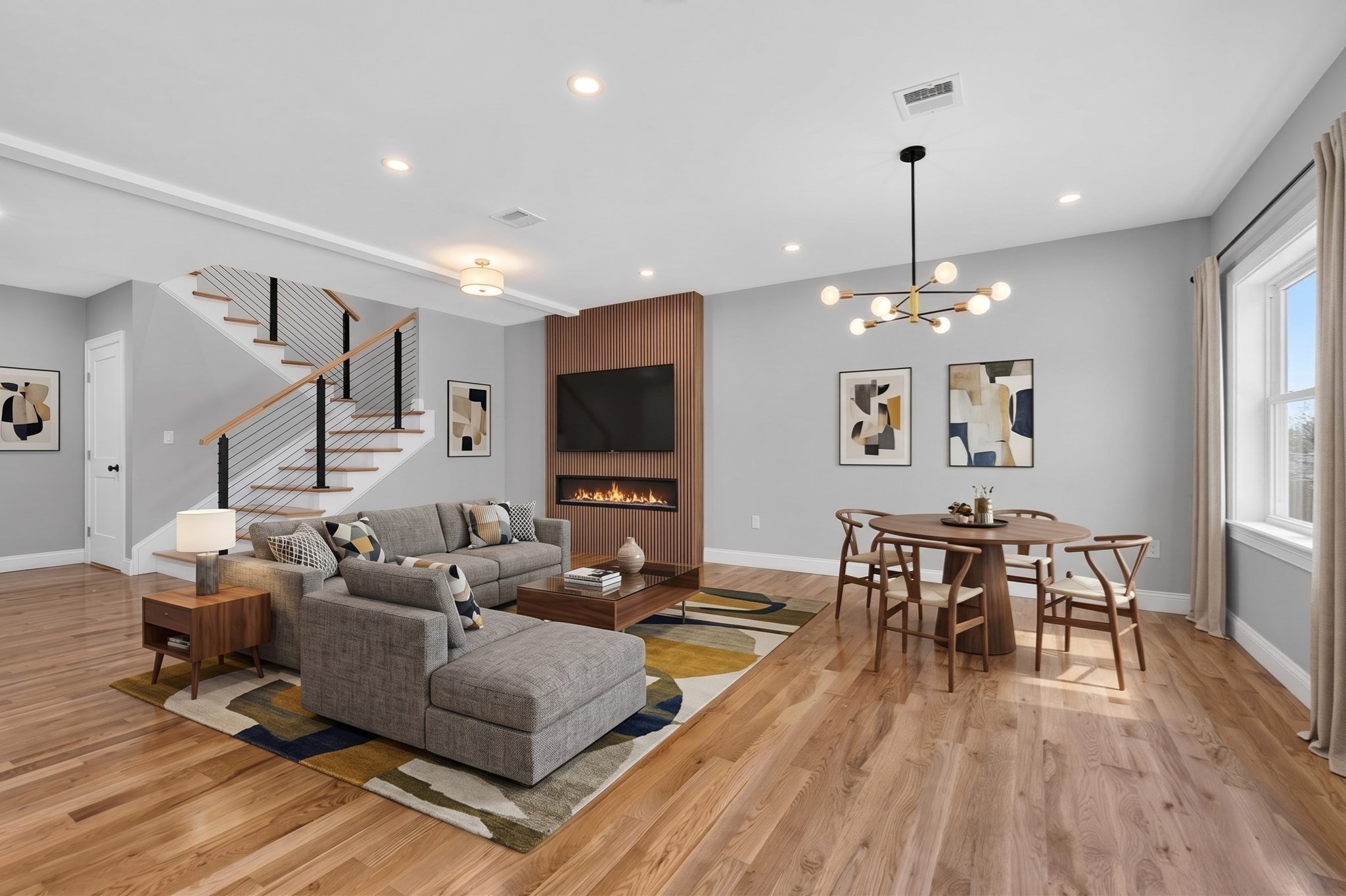 27 Rollins # B Property Photo 8