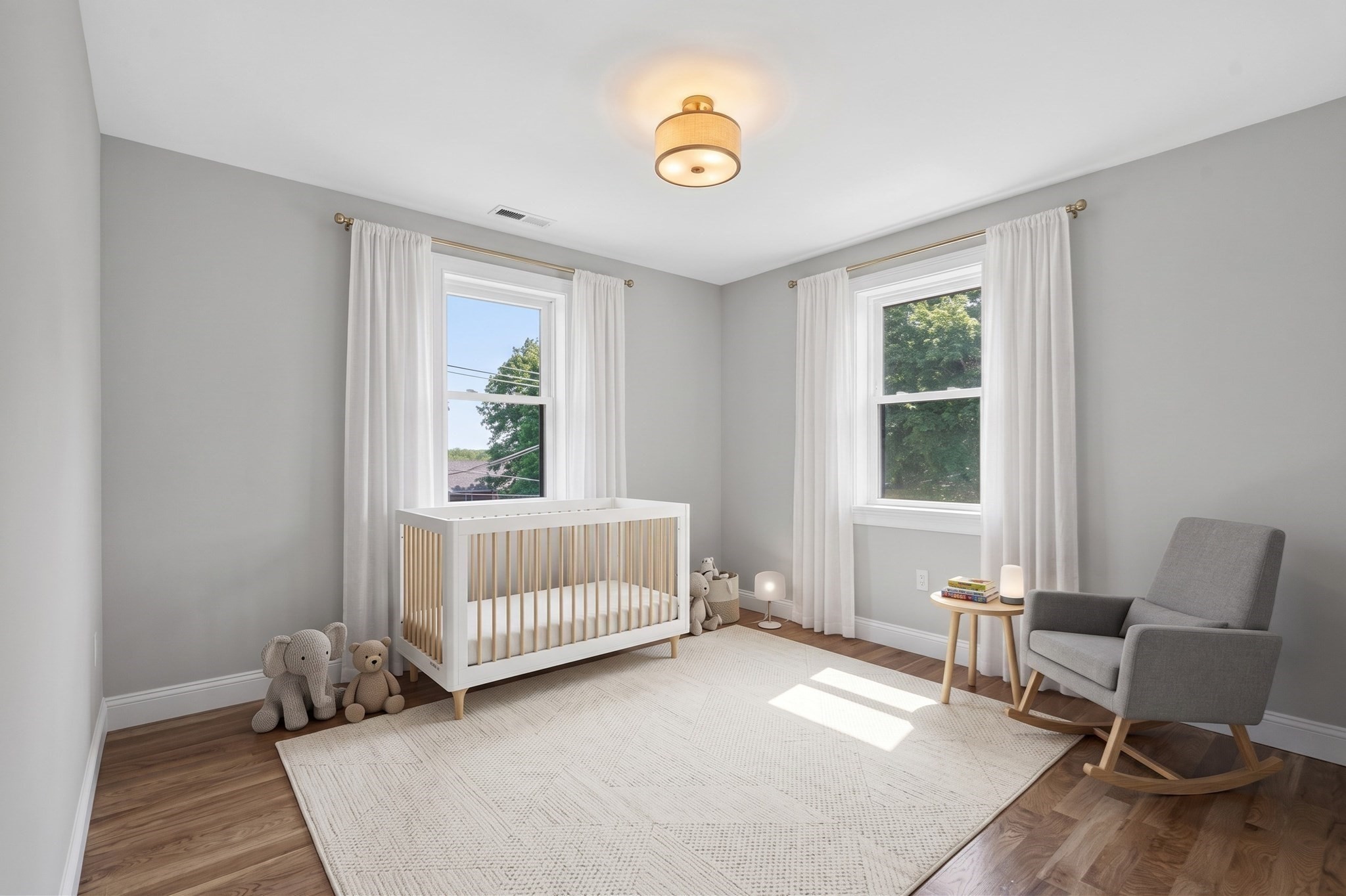 27 Rollins # B Property Photo 12