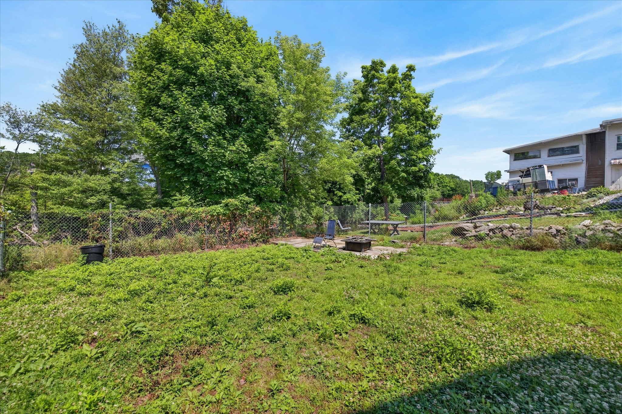 12 River Ct Property Photo 6