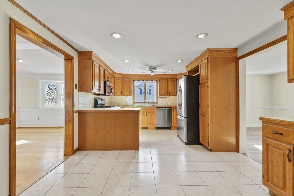 72 Cambridge Road # 2 Property Photo 6