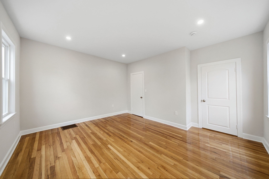 11 Mount Pleasant St # 11 Property Photo 16
