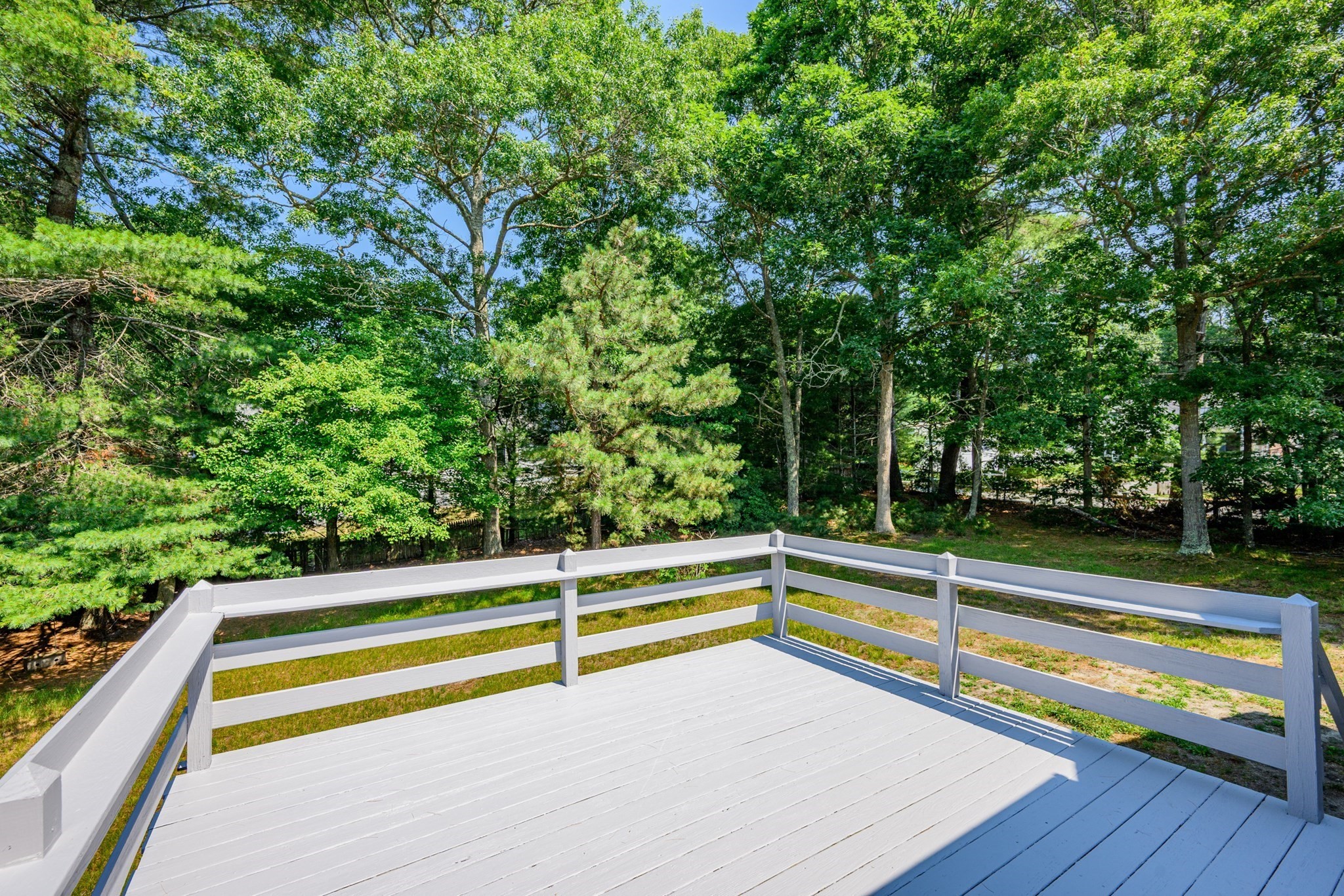 295 Westwind Cir Property Photo 4