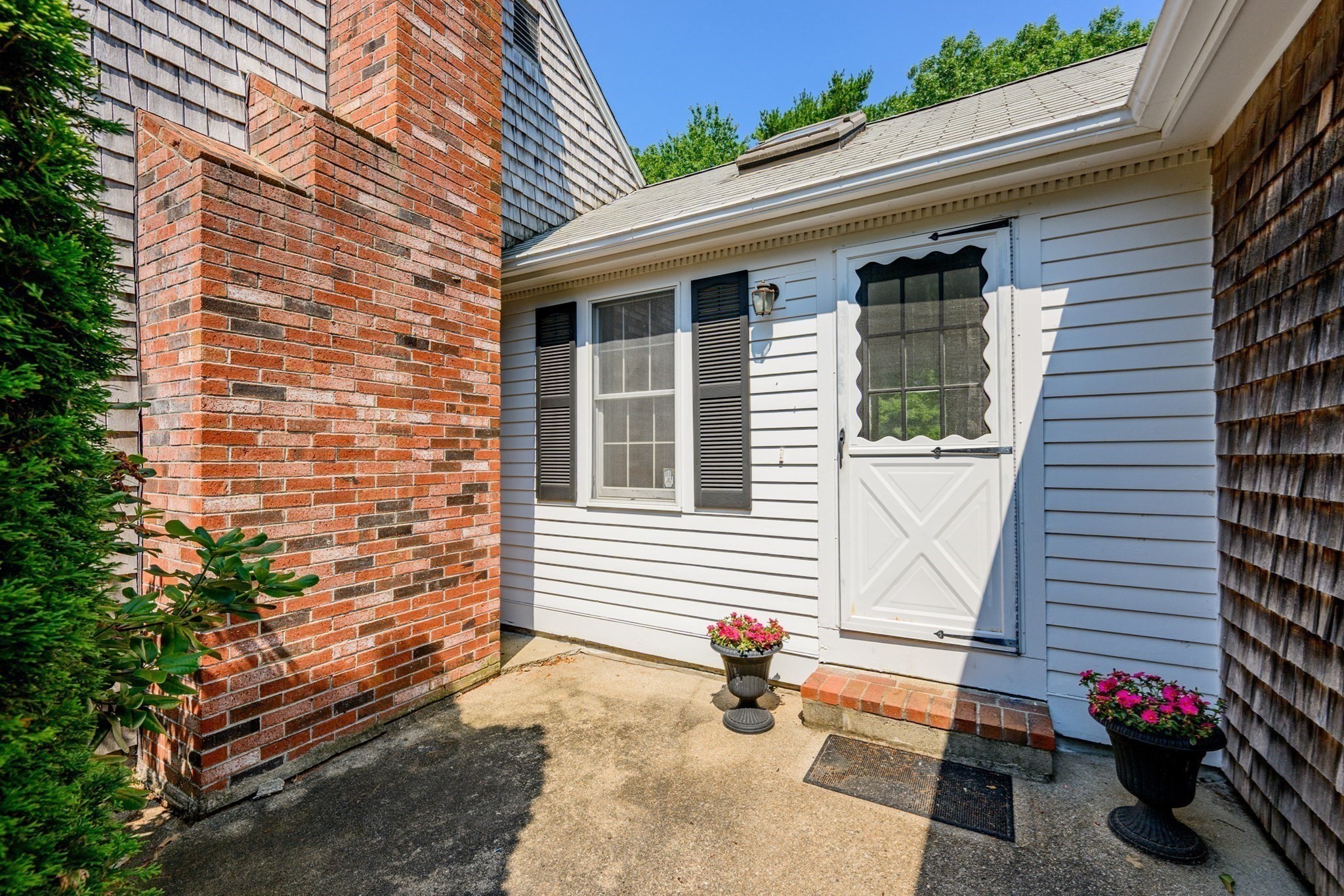 295 Westwind Cir Property Photo 32