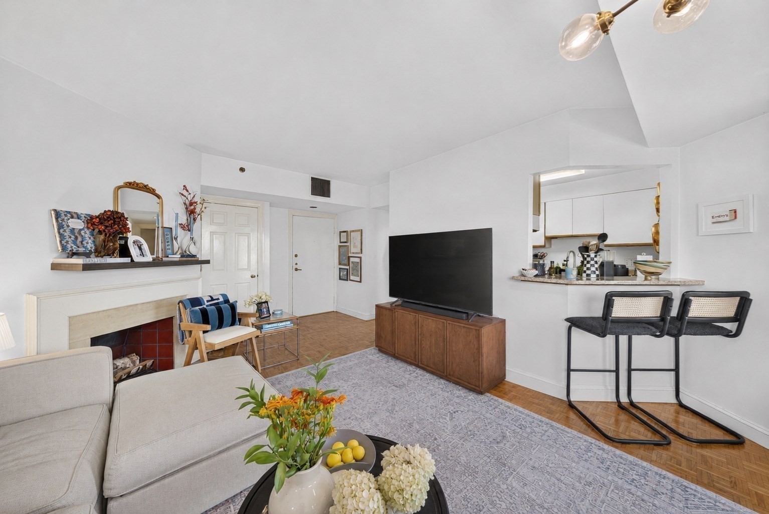 416 Commonwealth Avenue # 615 Property Photo 3