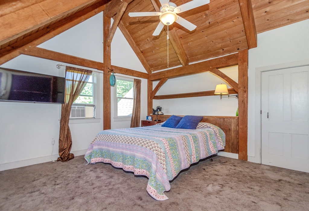 442 Horseneck Rd Property Photo 16