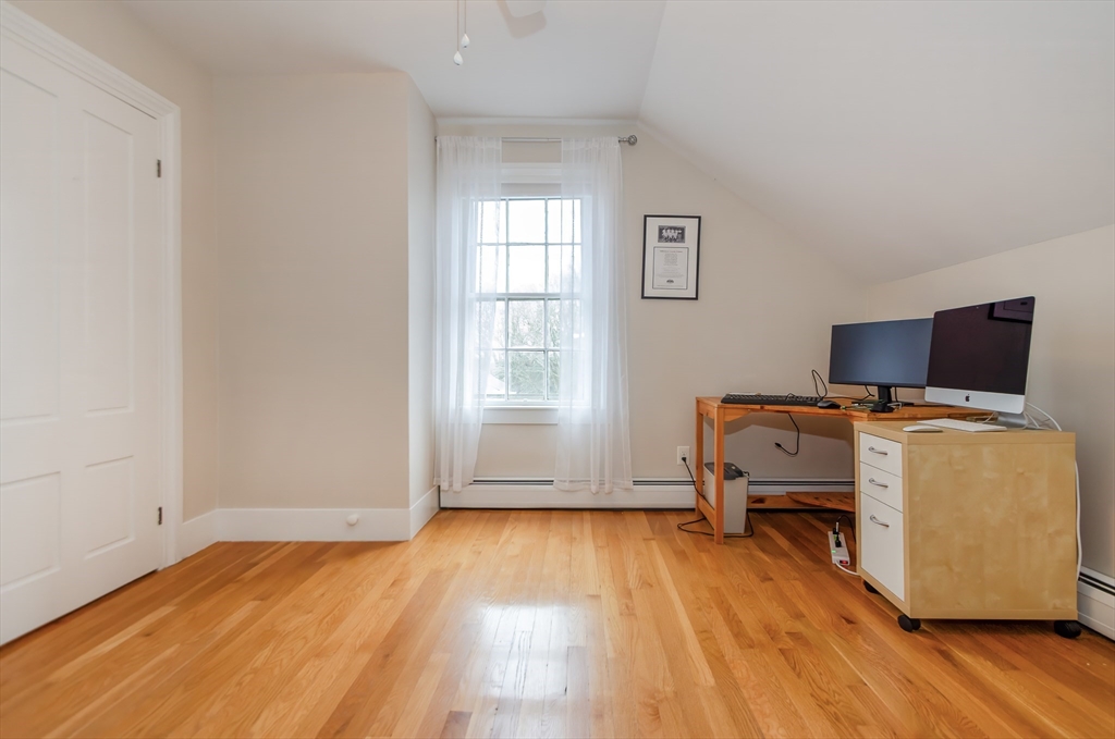 774 Dartmouth St Property Photo 16