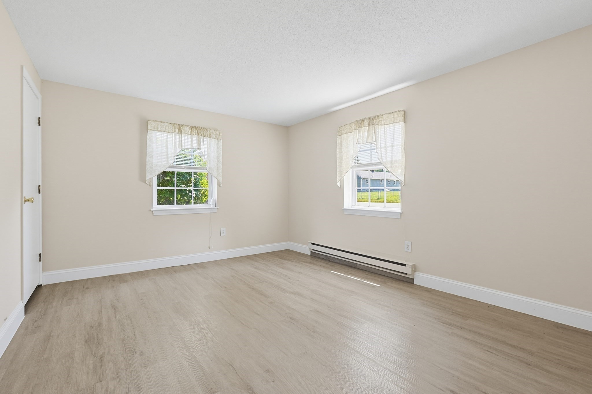 15 Frank St # 1 Property Photo 11