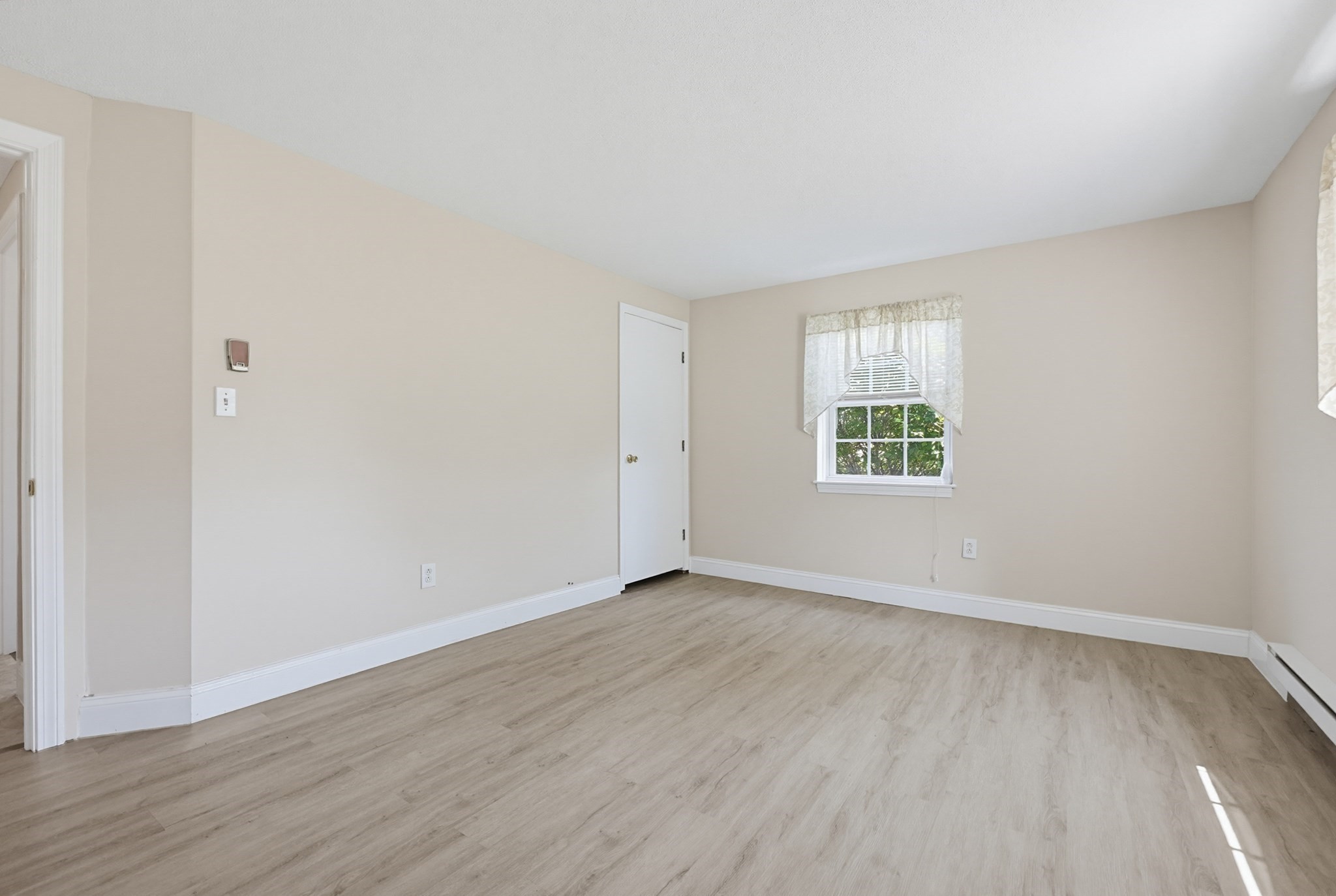 15 Frank St # 1 Property Photo 12