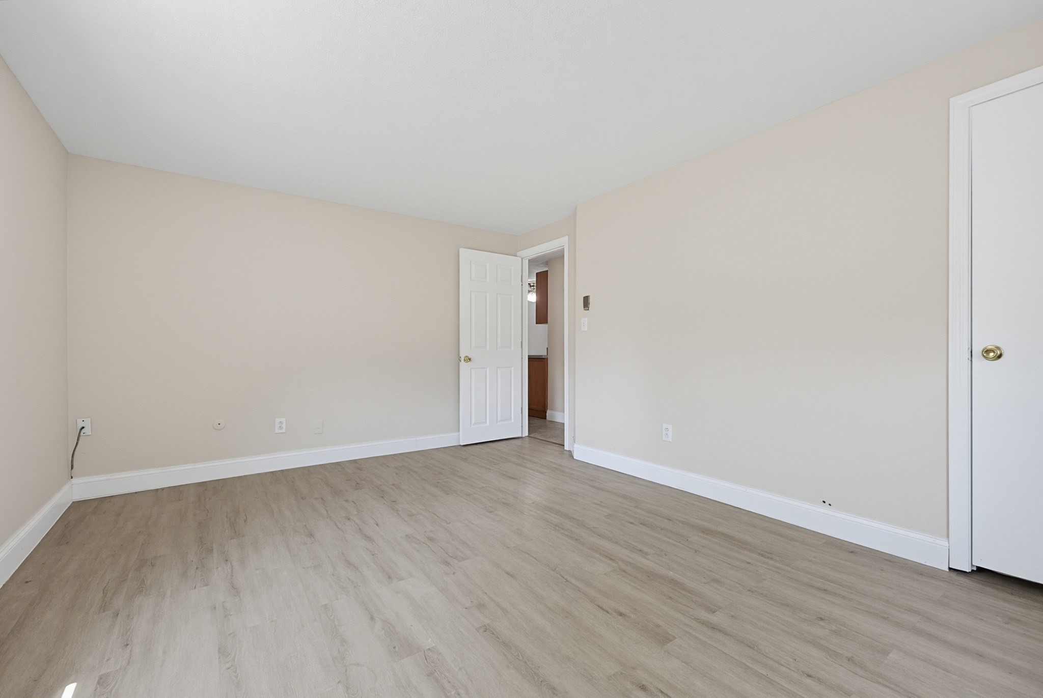 15 Frank St # 1 Property Photo 13
