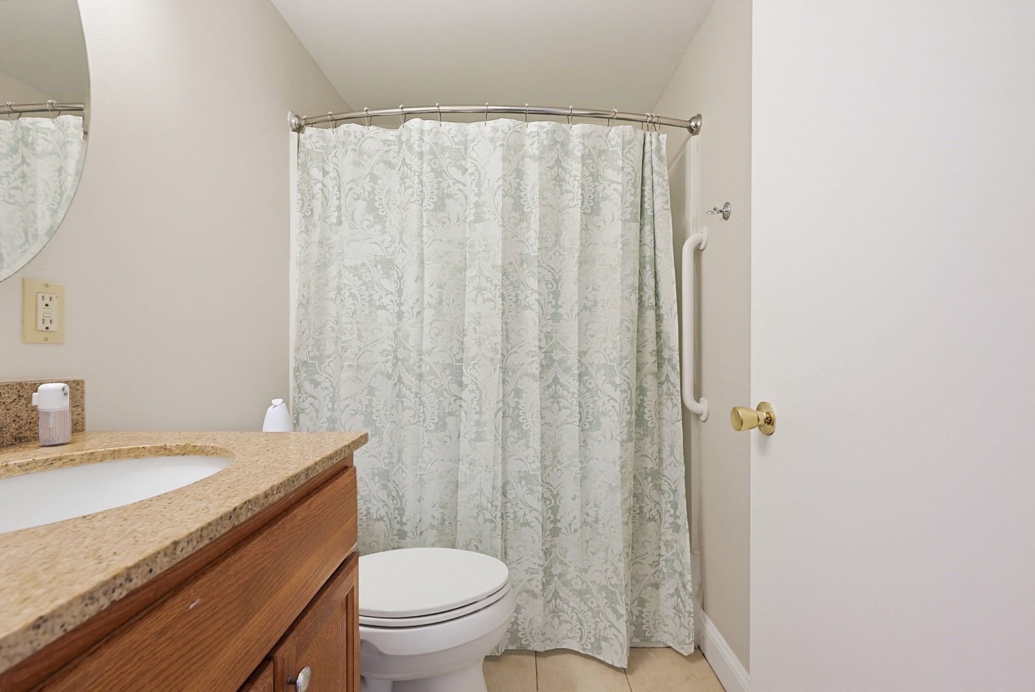 15 Frank St # 1 Property Photo 14