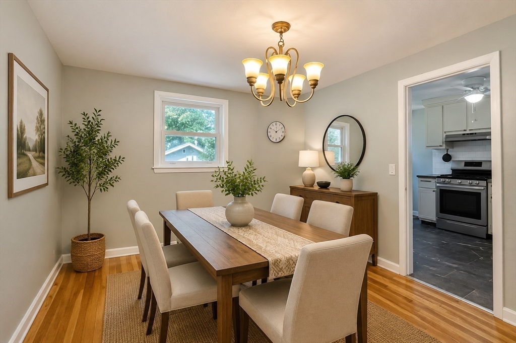 9 Champlain Dr. Property Photo 2