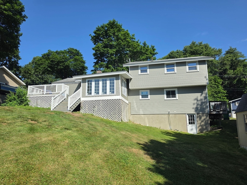 9 Champlain Dr. Property Photo 5