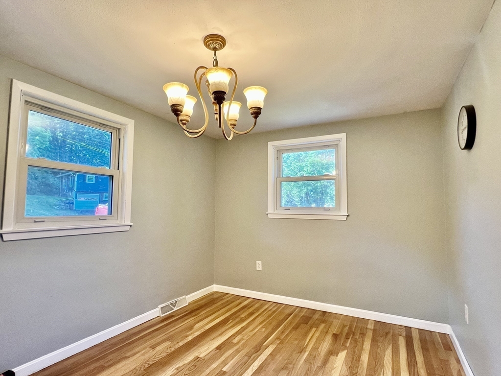 9 Champlain Dr. Property Photo 13
