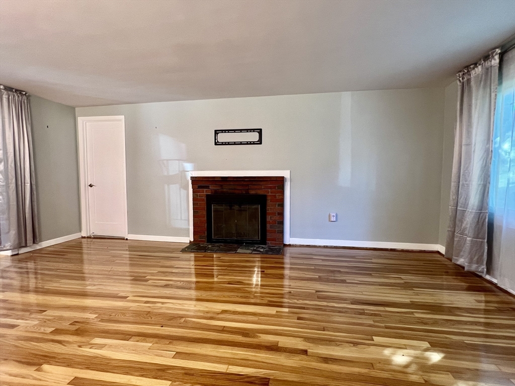9 Champlain Dr. Property Photo 19